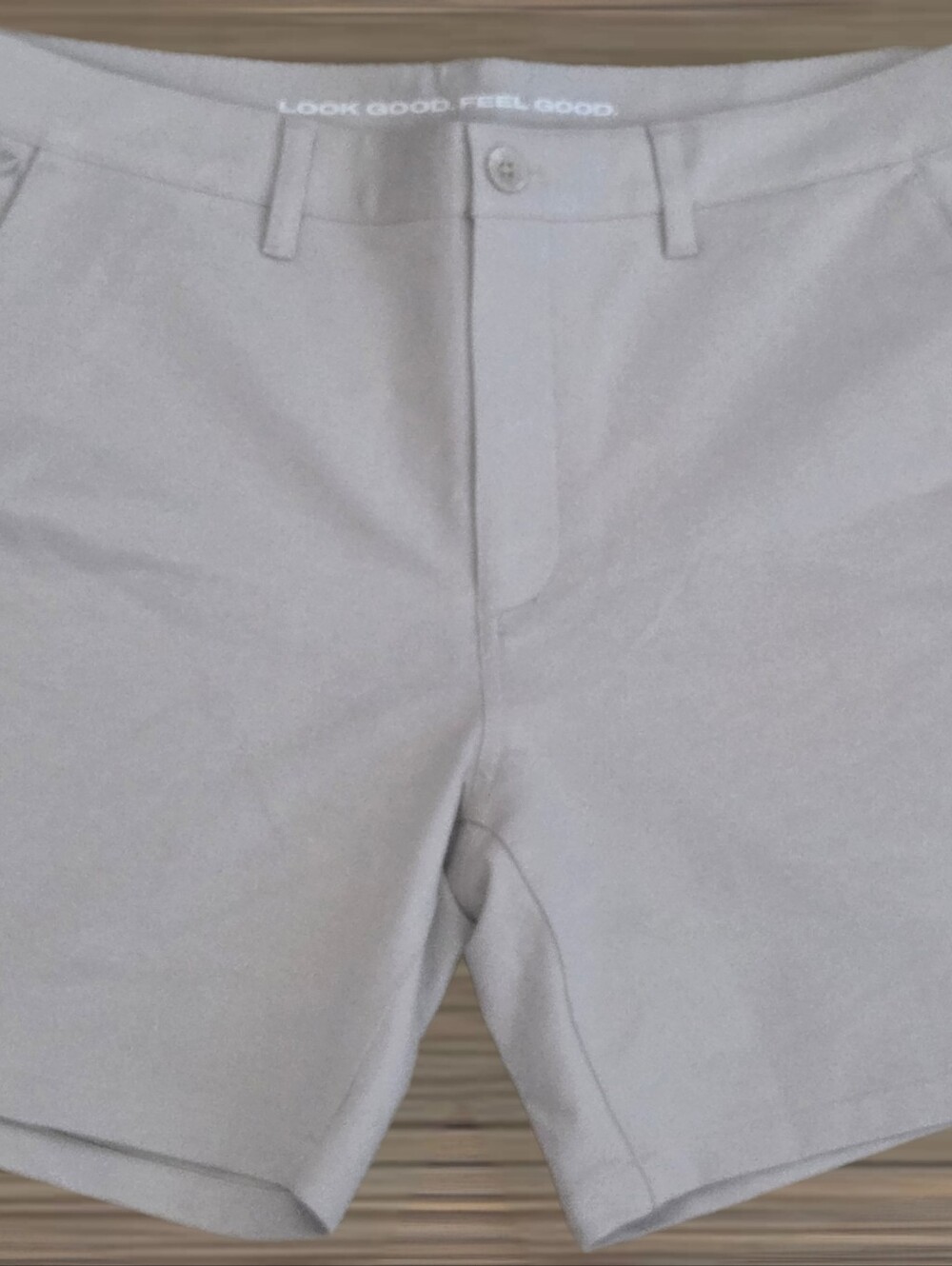 True Classic Cotton beige shorts Men size 36